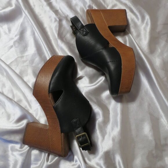 White Mountain FootBED platform heel sandals - Picture 4 of 16